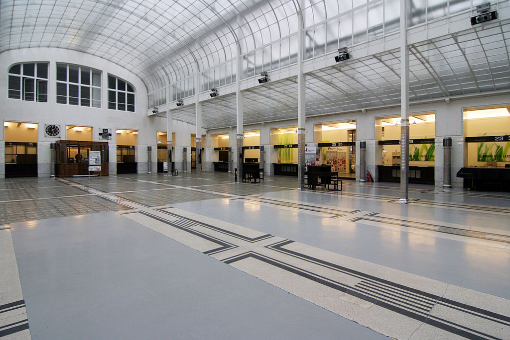 Postsparkasse Wien by Otto Wagner, main banking hall (Photo C. Cossa a.k.a Gingercub, via commons.wikimedia.org)