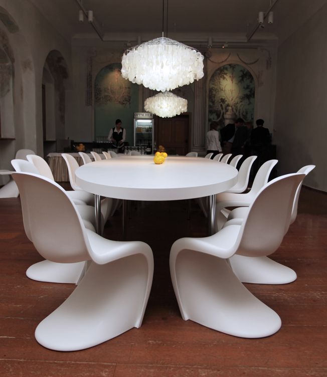 Panton by Vitra im Wasserschloss Klaffenbach, Chemnitz