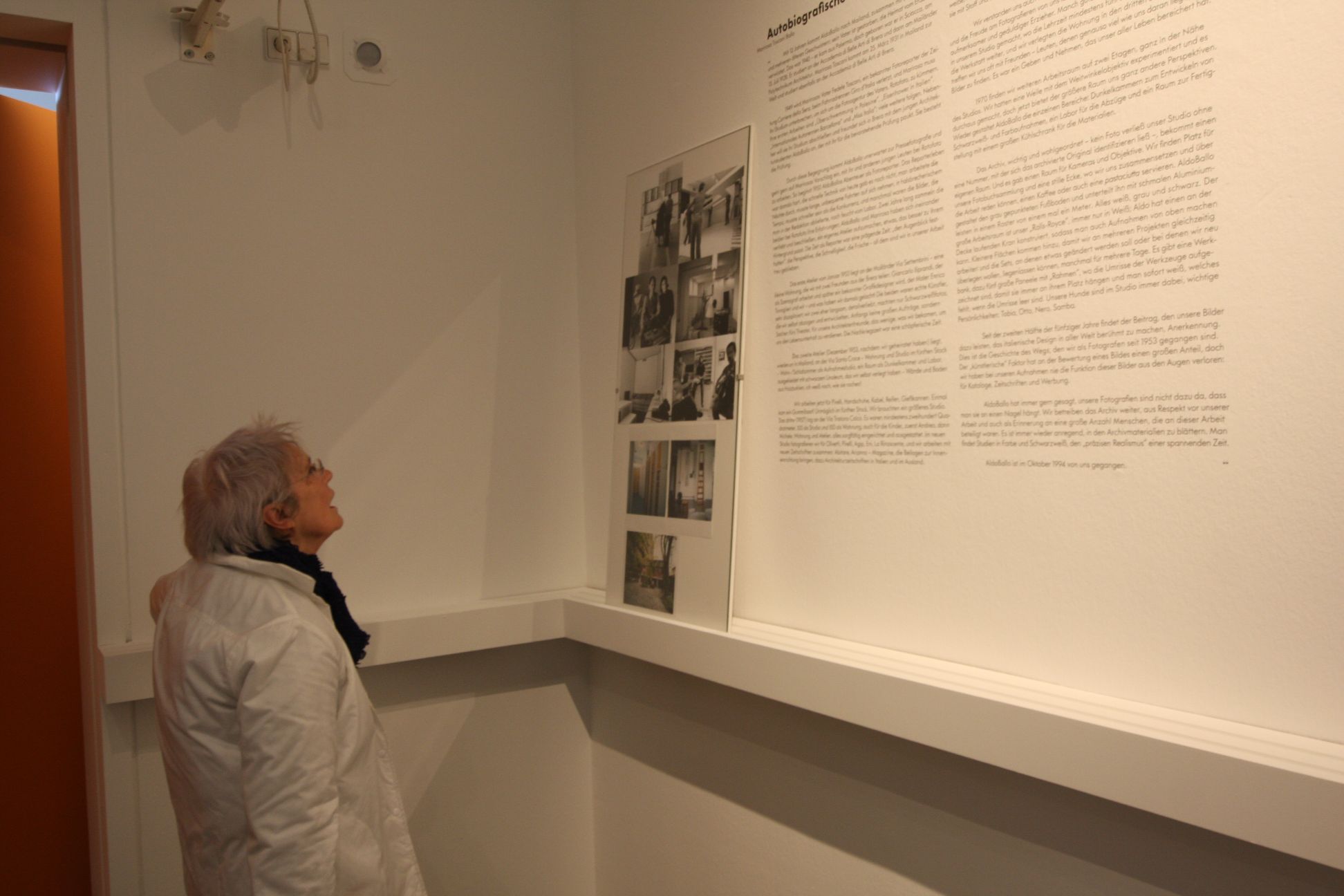 Marirosa Ballo examines the exhibition "Zoom Italian Design and the Photography of Aldo and Marirosa Ballo" at the Vitra Design Museum 