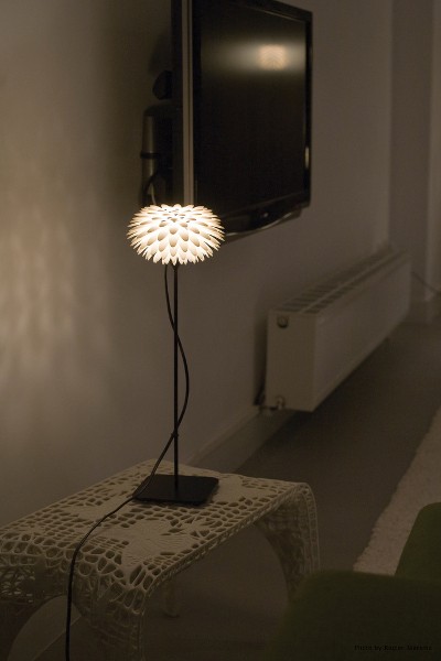 freedom of creation palm table lamp