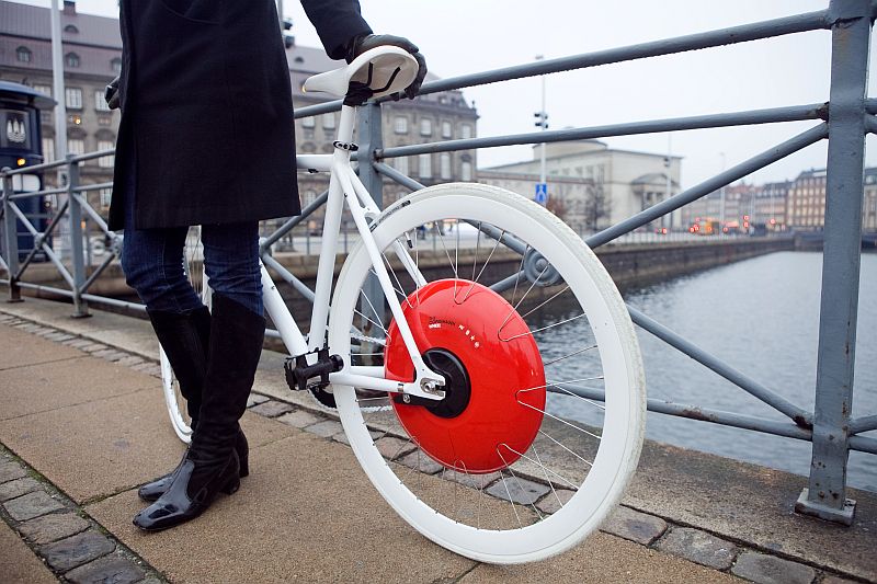 The Copenhagen Wheel MIT Senseable City Lab 2009 Photo Max Tomasinelli