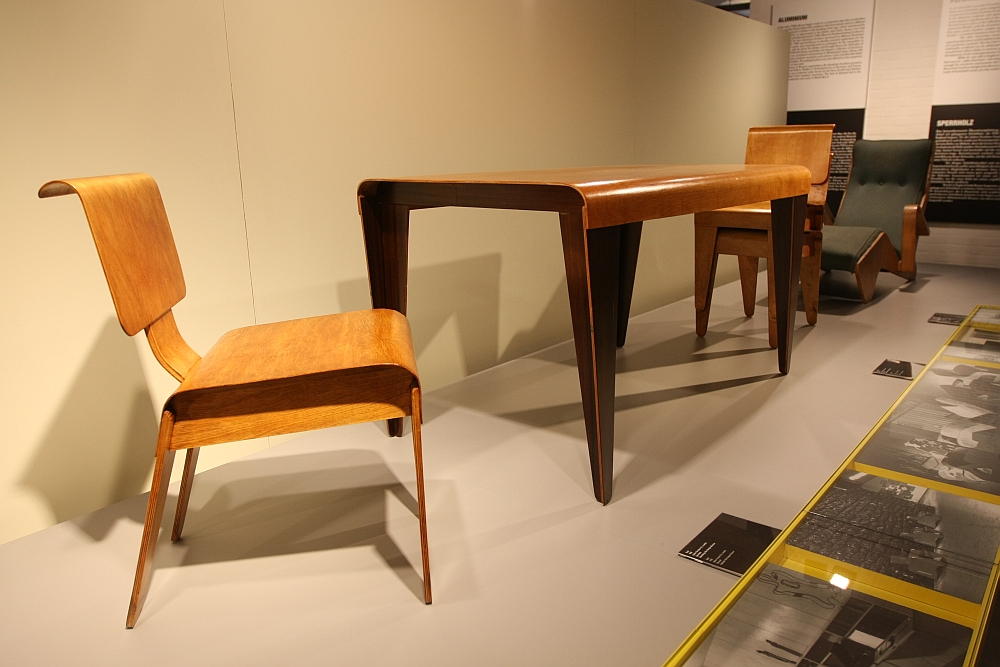 Marcel Breuer design and architecture Bauhaus dessau Isokon moulded plywood chair