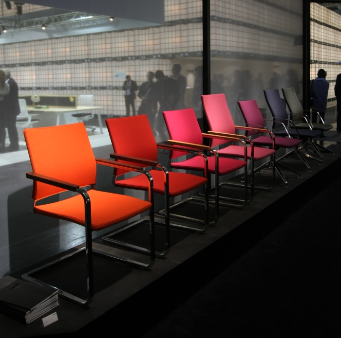 Thonet Orgatec Köln s 95 chair