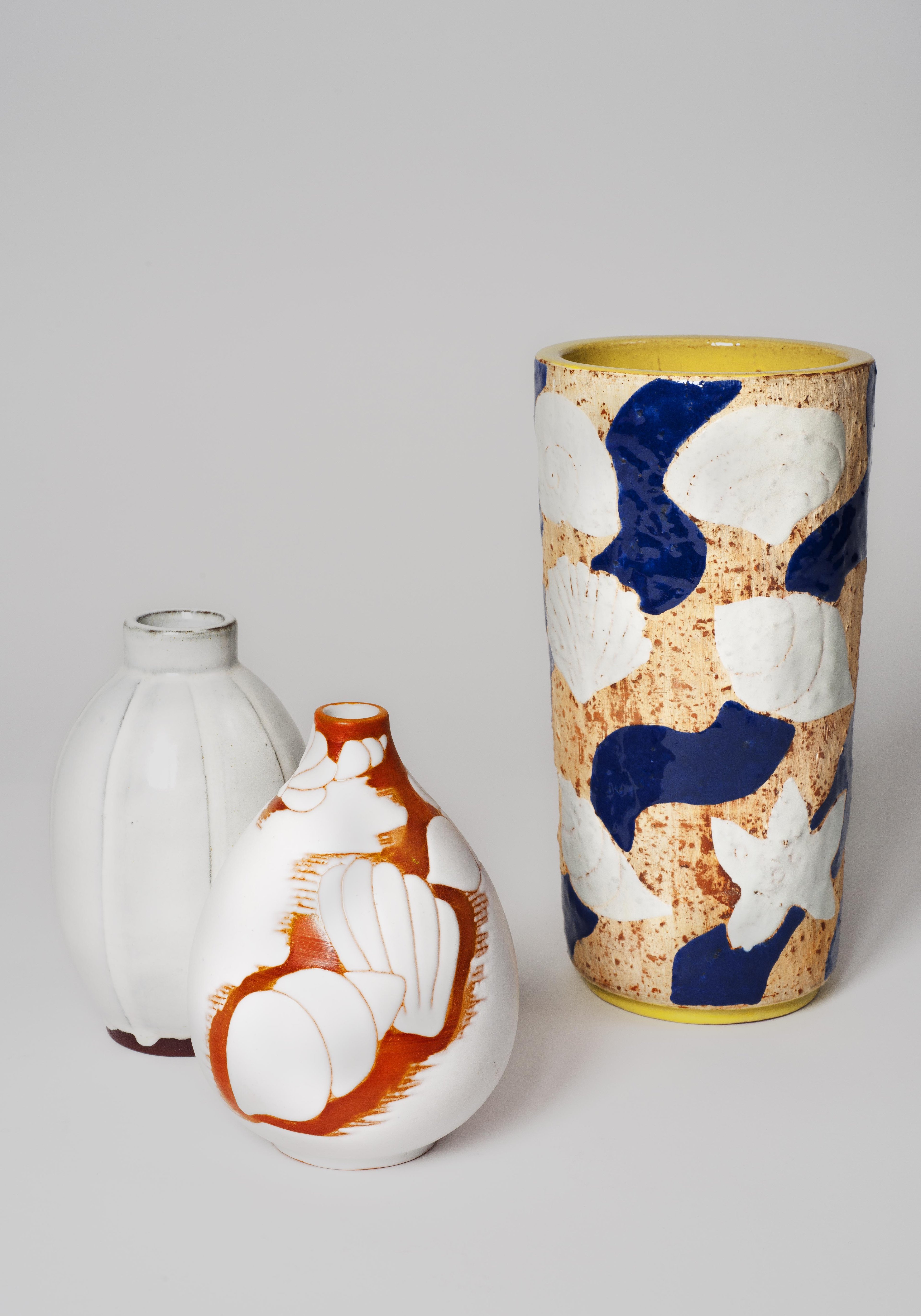 Vases  by Anna-Lisa Thomson for Gefle Porslinsfabrik & Upsala-Ekeby AB (Photo Photo Anna Danielsson, Courtesy of Nationalmuseum)