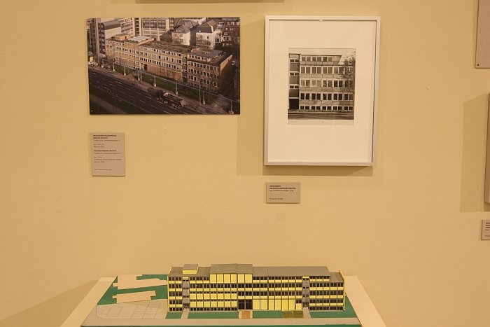 The Frankfurt University Institute der Geowissenschaften by Ferdinand Kramer, as seen at Line Form Function. The Buildings of Ferdinand Kramer, the Deutsches Architekturmuseum, Frankfurt