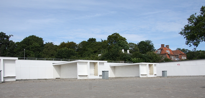 Arne Jacobsen Bellevue Changing cabins