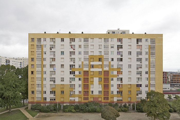 Grand Parc, Bâtiment G, Bordeaux, Before. (Photo: © Frédéric Druot, Courtesy of architekturgalerie am weissenhof)