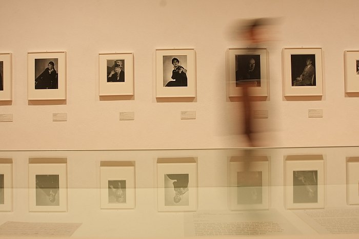 Exampes of Berenice Abbott's 1920s portrait photography by Berenice Abbott, as seen at Berenice Abbott - Photographs, the Martin-Gropius-Bau Berlin