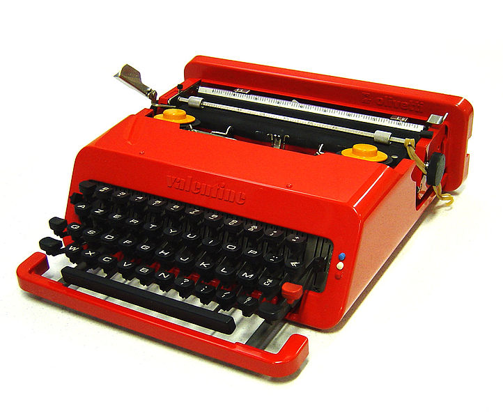 Valentine Portable Typewriter by Ettore Sottsass & Perry King for Olivetti, 1968. (Photo Commons Wikipedia)