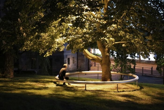 Oui by Ronan and Erwan Bouroullec Kunsthal Aarhus illuminated (Photo © Studio Bouroullec, courtesy Kunsthal Aarhus) 