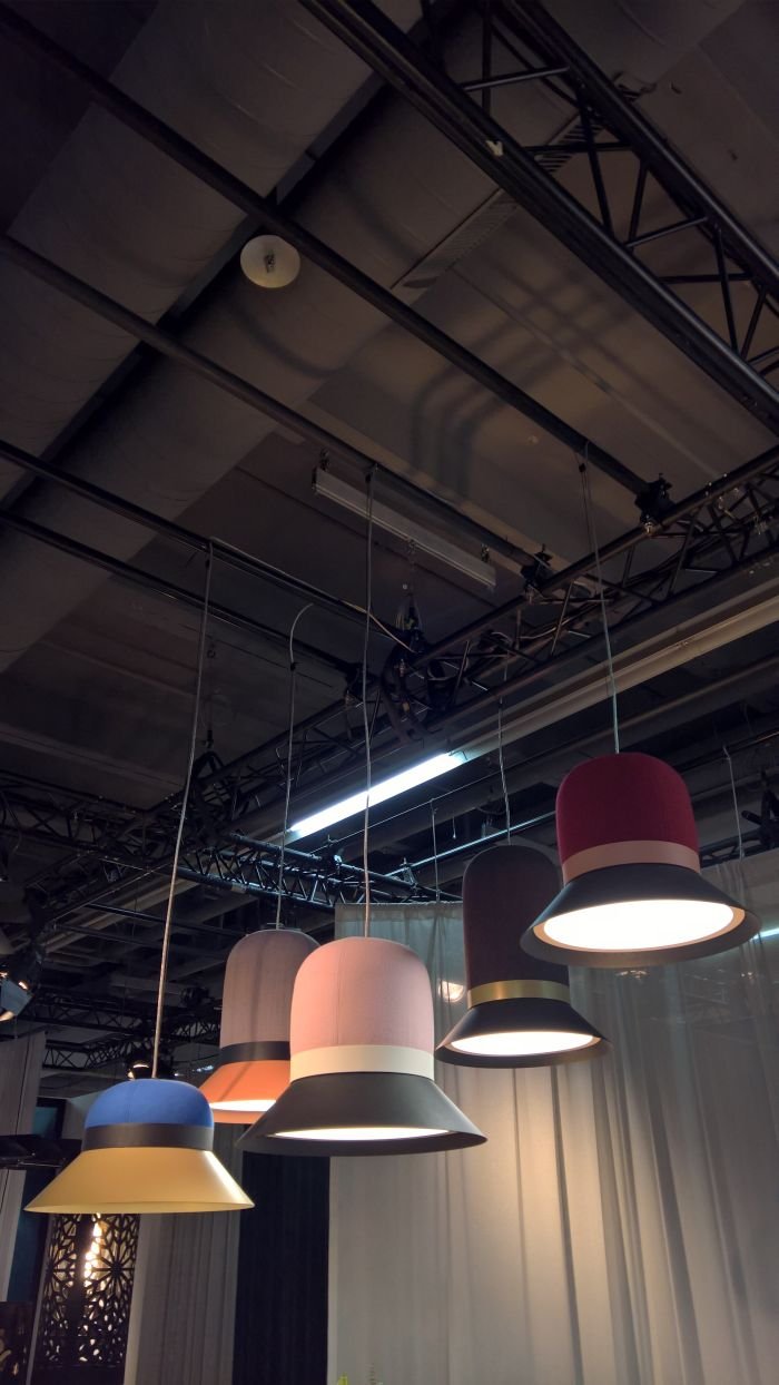 BuzziHat by Alain Gilles for BuzziSpace, as seen at Light + Building Frankfurt 2018