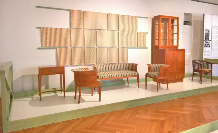 Damenzimmer in Döblergasse by Otto Wagner, as seen at Wagner, Hoffmann, Loos and Viennese Modernist Furniture Design. Artists, Patrons, Producers