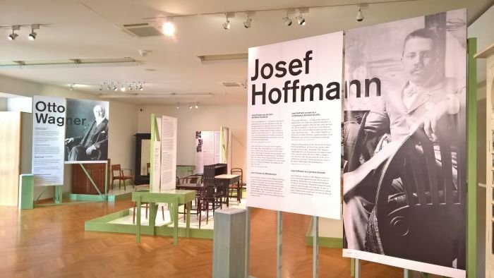 Wagner, Hoffmann, Loos and Viennese Modernist Furniture Design. Artists, Patrons, Producers