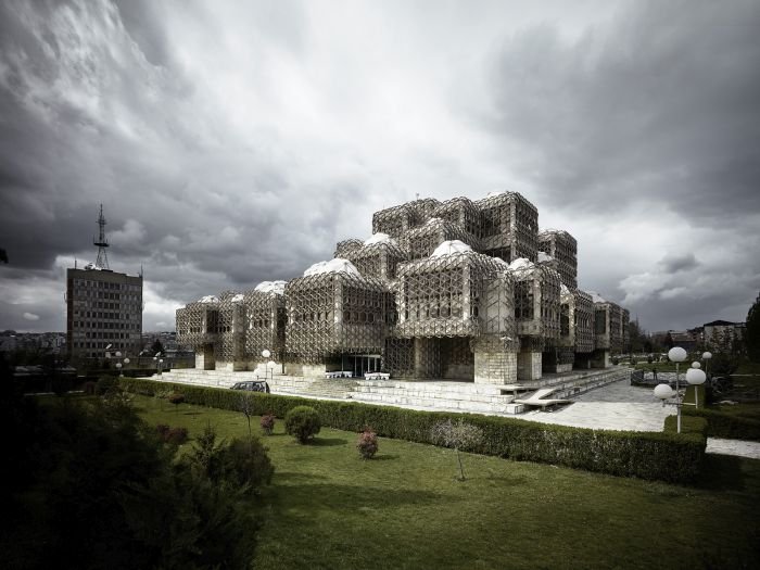 Andrija Mutnjaković, National and University Library of Kosovo, 1971–82, Prishtina (Photo: Valentin Jeck, 2016, commissioned by © and courtesy of the Museum of Modern Art New York)