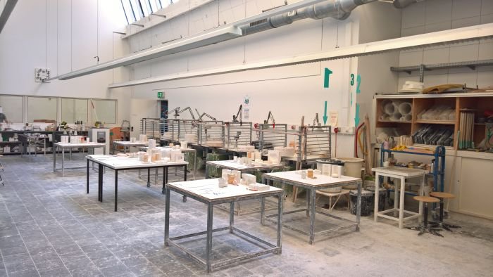 Results from the class Krefelder Weihnachtsmarkttasse, as seen at the Hochschule Niederrhein designkrefeld werkschau 2018