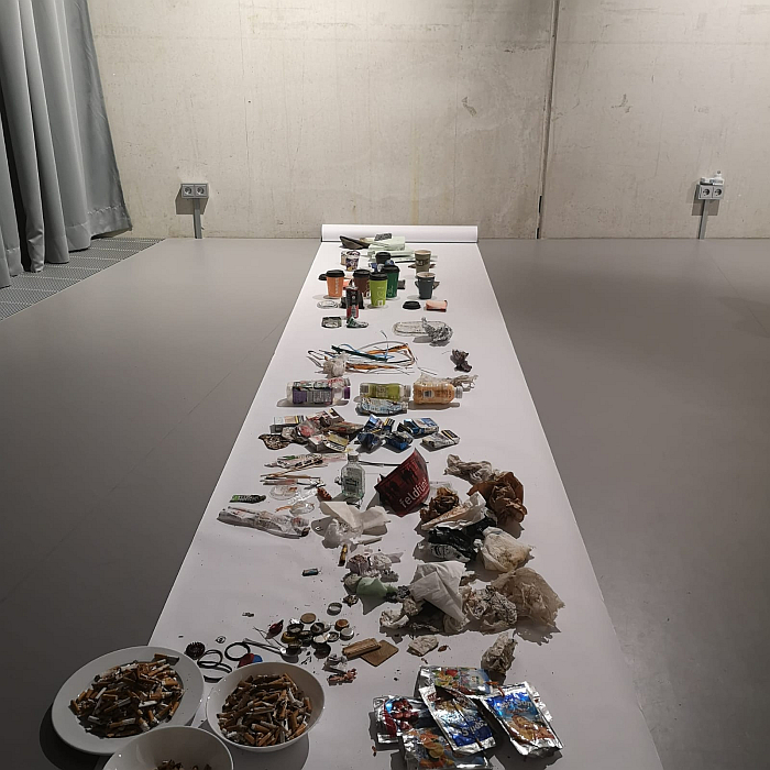 Litter collected from Fromet-und-Moses-Mendelssohn-Platz during the course of a week (photo © and courtesy Studio B Severin)