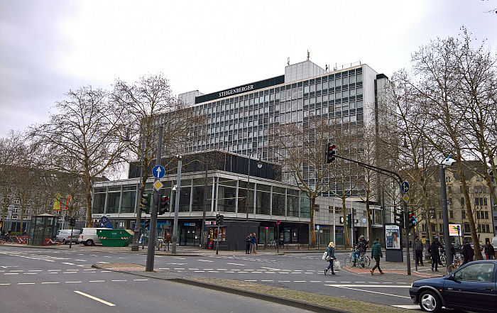 Kölle A(rchitketur)laaf!! Former Provinzial-Versicherung, Rudolfplatz by Theodor Kelter