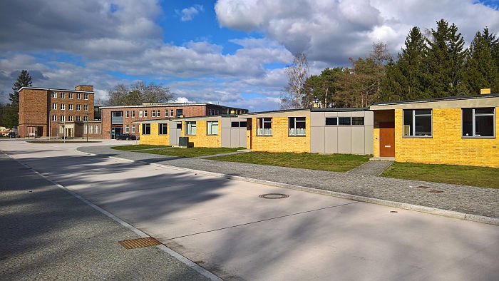 The Teachers Houses, ADGB Bundesschule, Bernau bei Berlin by Hannes Meyer and Hans Wittwer