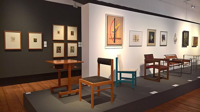 A chair and tea table by Hans Martin Fricke (1925), as seen at Between Utopia and Adaptation. The Bauhaus in Oldenburg, Landesmuseum für Kunst und Kulturgeschichte Oldenburg