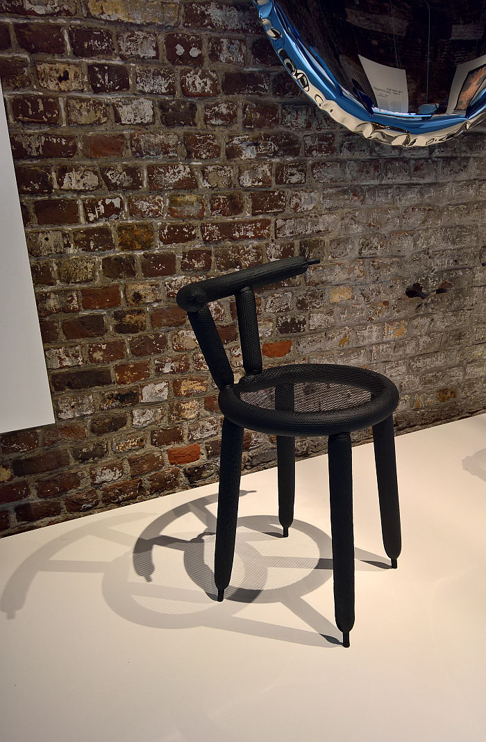 Carbon Balloon Chair by Marcel Wanders, as seen at Design on Air, Centre d'innovation et de design au Grand-Hornu