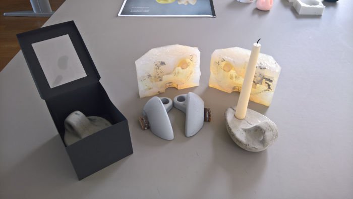 An anonymous candle holder created in the Rapid Protyping class, as seen at the Schulen für Holz und Gestaltung Garmisch-Partenkirchen 2019 summer exhibition.