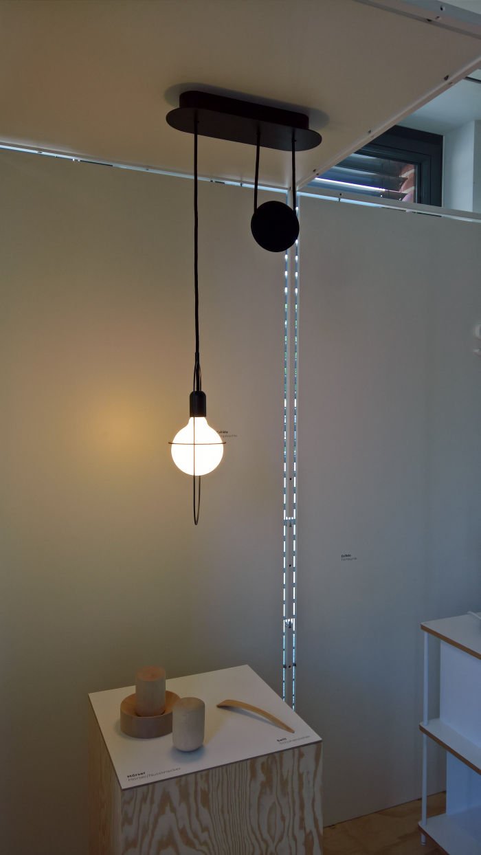 Callisto height adjustable pendant lamp by SURO a.k.a. Enzo Sundermann and Wladimir Rommel, as seen at Designer HWK, Akademie für Gestaltung Münster