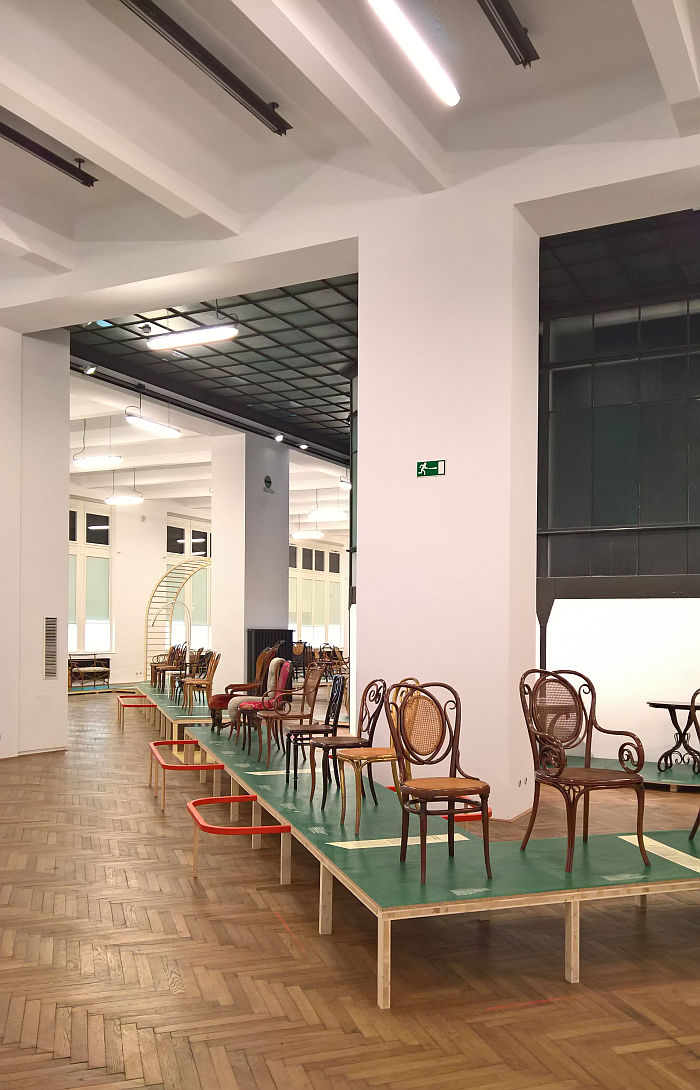 Bentwood and Beyond. Thonet and Modern Furniture Design, MAK - Museum für angewandte Kunst Vienna