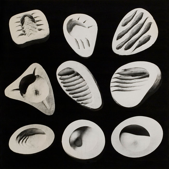 Ashtray Prototypes by Isamu Noguchi ca. 1945–48 (Photo © INFGM/ARS, courtesy Isamu Noguchi Foundation and Garden Museum)