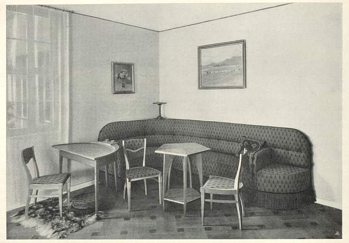 Gartenzimmer by Margarete Junge for Werkstätten für Deutschen Hausrat Theophil Müller, as presented at the III Deutsche Kunstgewerbeausstellung Dresden 1906 (Photo © Münchener DigitalisierungsZentrum/Bayerischen Staatsbibliothek (BSB))