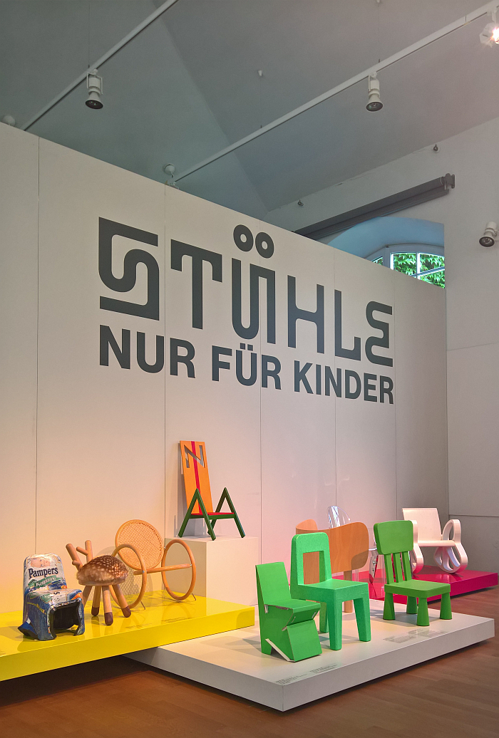 Chairs. For children only!, Grassi Museum für Angewandte Kunst, Leipzig