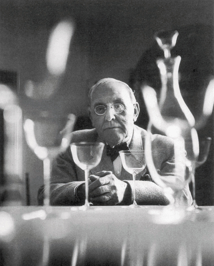 Josef Hoffmann 1870 - 1956 (Photo, after 1945, Yoichi R. Okamoto © and courtesy MAK useum für angewandte Kunst)