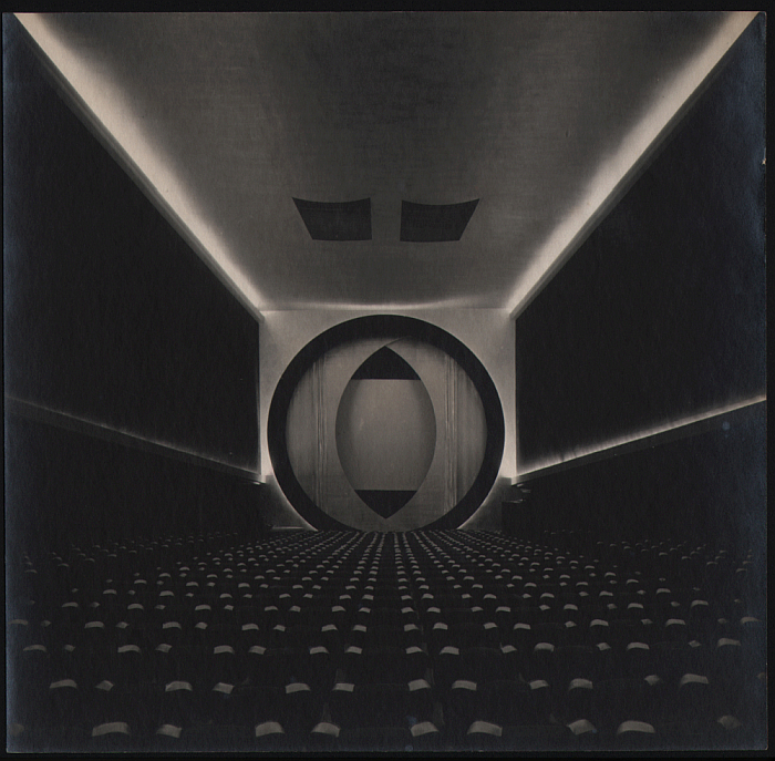 Screen-o-scope by Friedrich Kiesler as installed at the Film Guild Cinema, New York (Photo © and courtesy Austrian Frederick and Lillian Kiesler Private Foundation, Vienna)