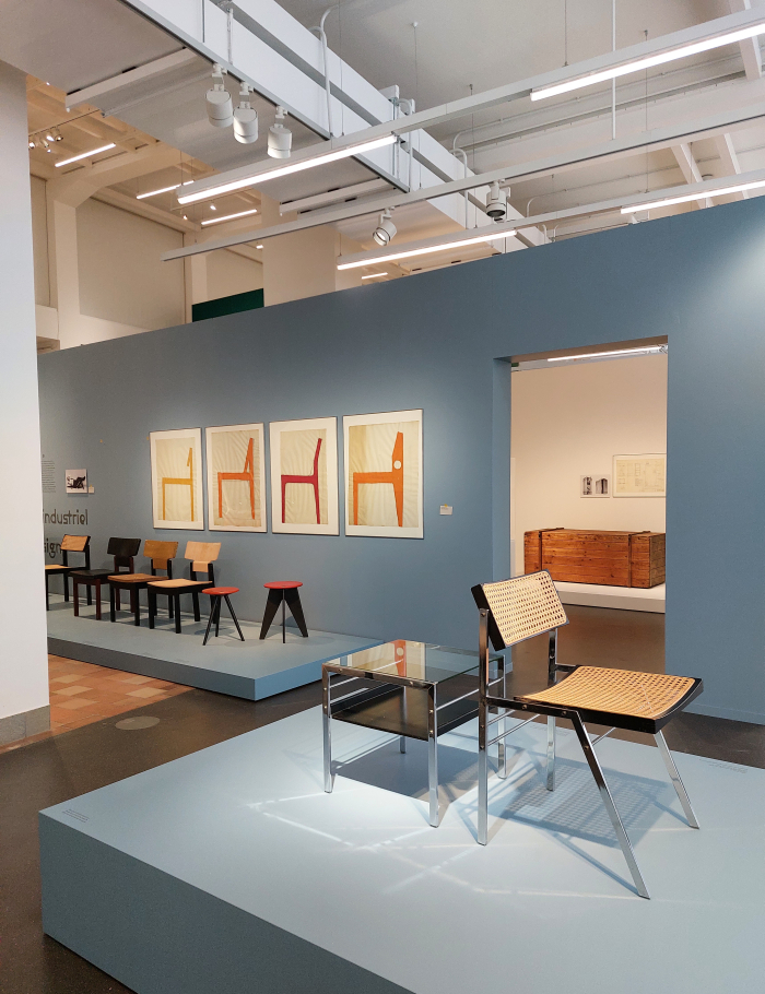 A table for Perk Metalwarenfabrik and the 2100 metal chair for Dietiker, and further works by Willy Guhl, as seen at Willy Guhl. Thinking with your hands, Museum für Gestaltung, Zürich