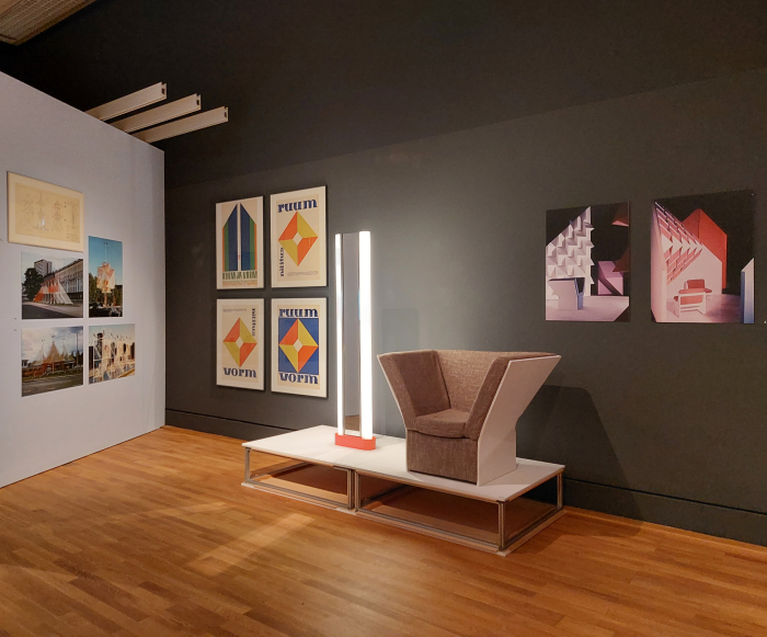 The Y chair by Bruno Tomberg next to a light/mirror combination by Helle Gans, as seen at Retrotopia. Design for Socialist Spaces at the Kunstgewerbemuseum, Berlin