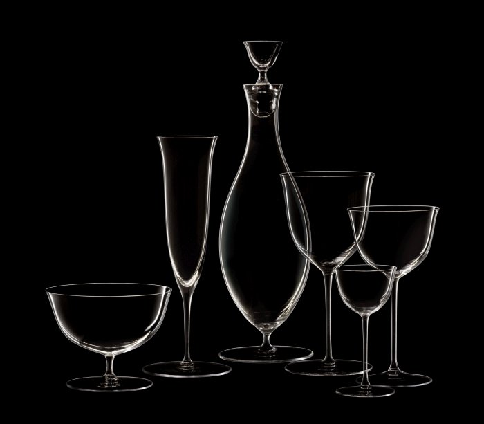 Crystal Service Nr. 238 "Patrician" by Josef Hoffmann for J. & L. Lobmeyr, 1917, part of Glitz and Glamour. 200 Years of Lobmeyr at the Museum für angewandte Kunst, Vienna (Photo © J. & L. Lobmeyr, courtesy Museum für angewandte Kunst, Vienna)