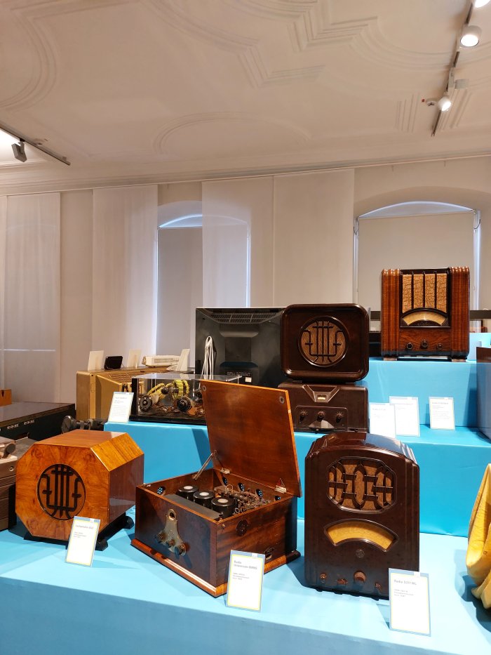 Examples of 1920s and 1930s SABA radios and loudspeakers, as seen at Mythos SABA – Memories of a Global Company, Franziskanermuseum, Villingen-Schwenningen