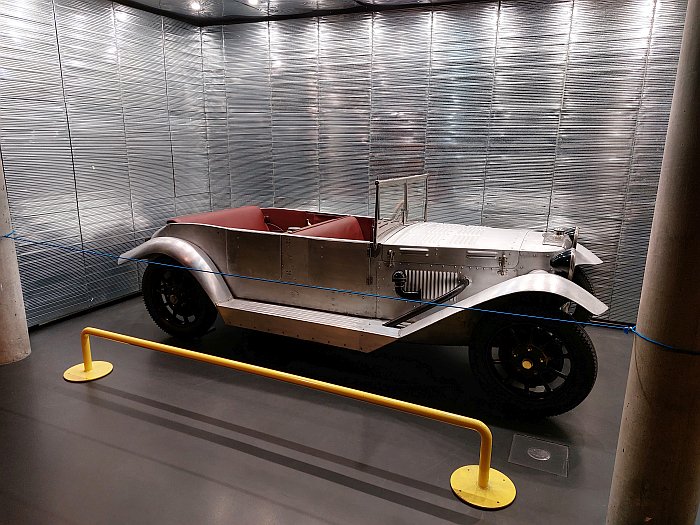 A 1925 experimental Schwäbische Hüttenwerke car featuring an aluminium body, as seen at Into the Deep. Mines of the Future, Zeppelin Museum, Friedrichshafen