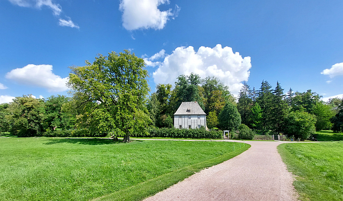 Goethe's Gartenhaus, it was a Utopia for him. And also for contemporary Weimarians? Discuss.......