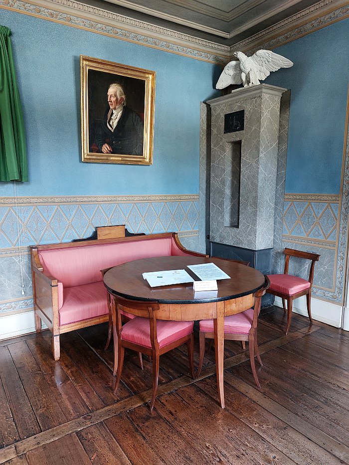 A predecesser of the La Fonda chair by Charles & Ray Eames in Goethe's Town house, Weimar