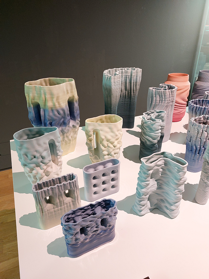 3D printed ceramics by Babette Wiezorek, as seen at Grassimesse 2023, Museum für Angewandte Kunst, Leipzig