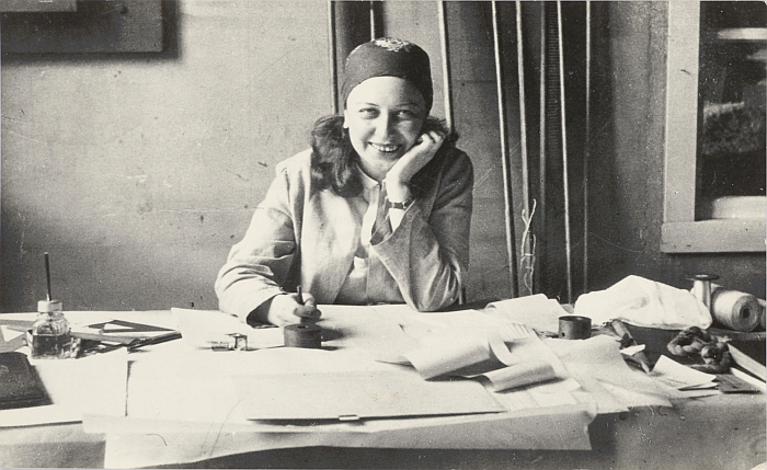 Otti Berger at her draughting table, ca.1933 (Photo Bauhaus-Archiv Berlin)