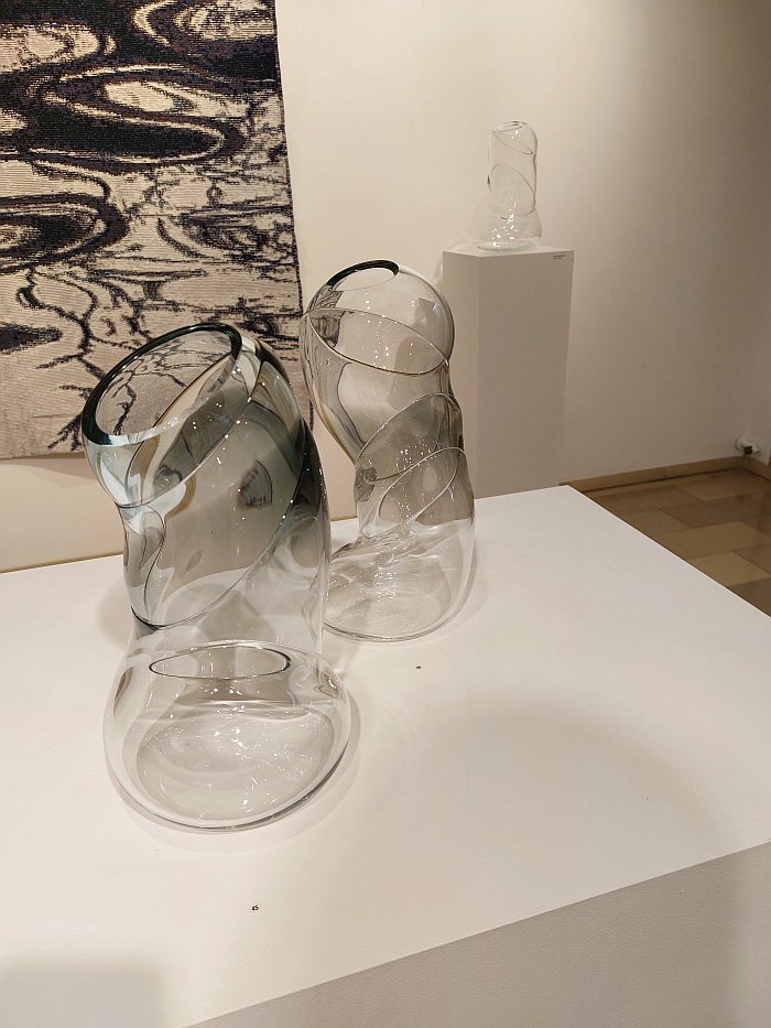 Intingo vases by Veronika Beckh, as seen at Wellen Wogen Wirbel. Water as a source of inspiration, Galerie Handwerk, Munich