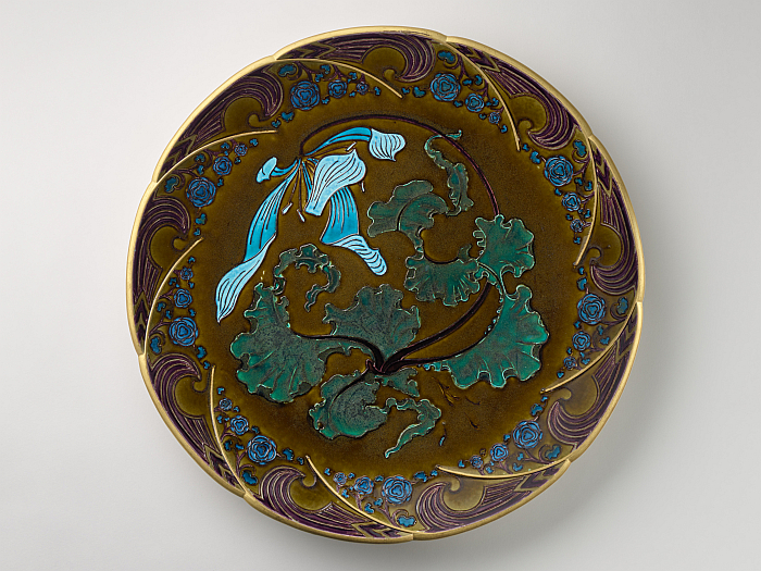 A ca. 1879 dish by Félix-Joseph-Auguste Bracquemond, part of Firing the Imagination. Japanese Influence on French Ceramics, 1860 1910, Philadelphia Museum of Art, Philadelphia (photo © and courtesy Philadelphia Museum of Art)