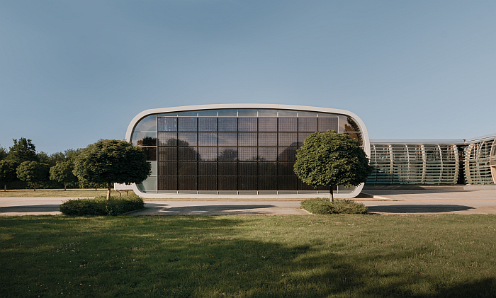 GRAU Campus Rellingen by Hadi Teherani (photo Simon Menges, courtesy GRAU)