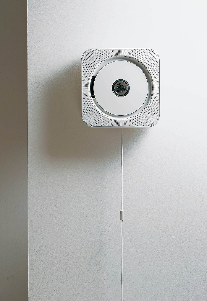 Wall Mounted CD Player by Naoto Fukasawa for MUJI, 1999 (Photo Hidetoyo Sasaki, courtesy Philadelphia Museum of Art)