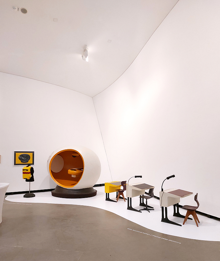 School/Education furniture by Luigi Colani for Flötotto, including on the left-hand side the Lernei concept, as seen at Luigi Colani - Shapes of the Future, Marta Herford