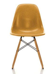 Dertig Waardeloos Klooster Vitra Eames Fiberglass Chair DSW, Eames ochre dark, Yellowish maple by  Charles & Ray Eames, 1950 - Designer furniture by smow.com
